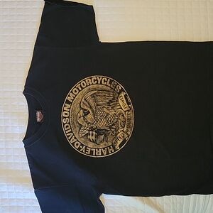 Harley-Davidson shirt